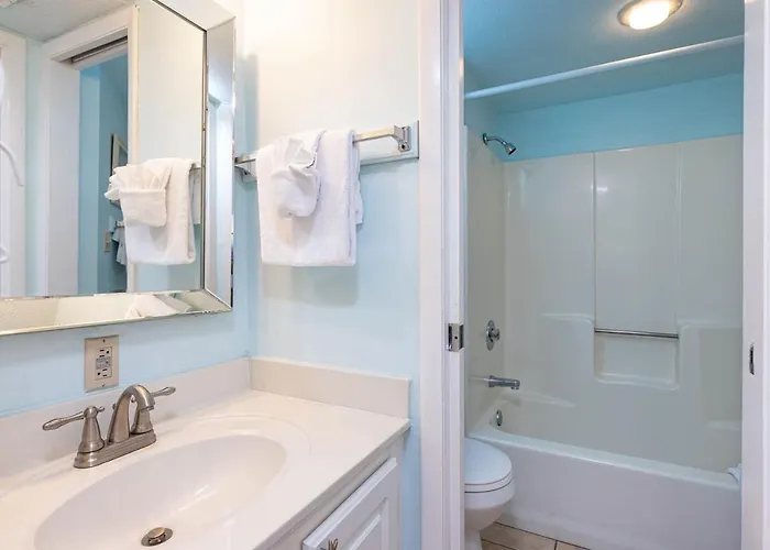 Apartment Surf & Racquet Club #207a *